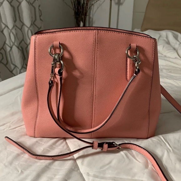 Coral COACH bag - Picture 6 of 7